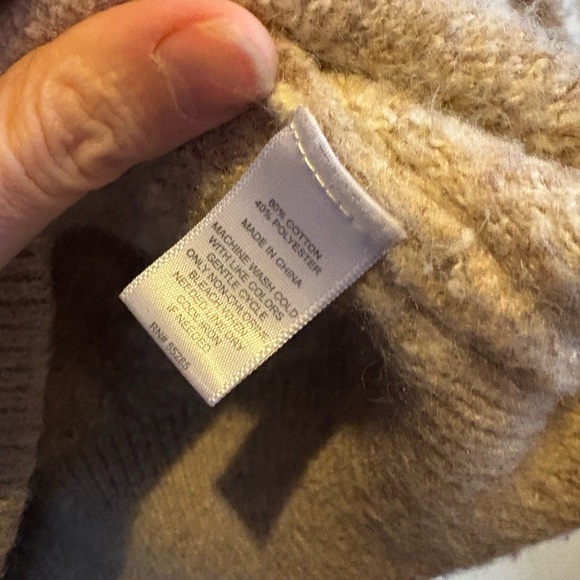 Express Tan and White Patterned Zebra Sweater size large - Picture 3 of 3